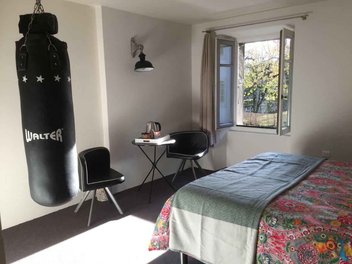 Maison Rouge Cacahuete Bed & Breakfast Nernier Екстериор снимка