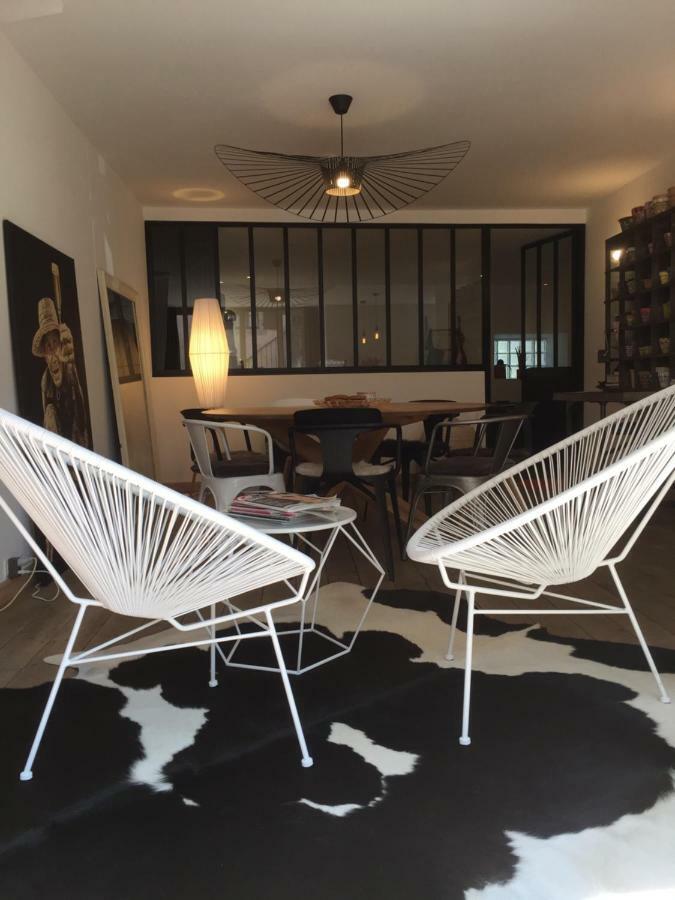 Maison Rouge Cacahuete Bed & Breakfast Nernier Екстериор снимка