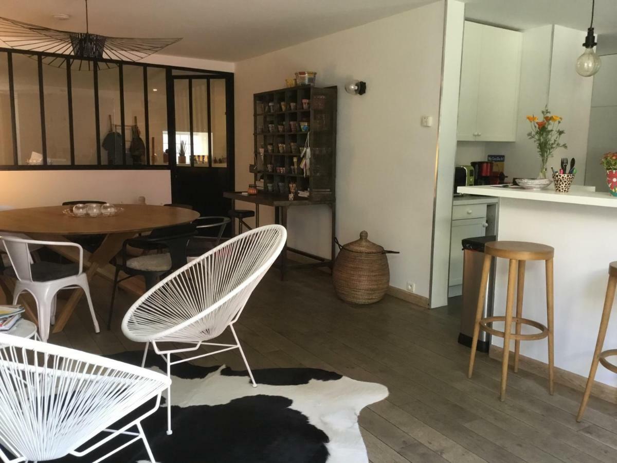 Maison Rouge Cacahuete Bed & Breakfast Nernier Екстериор снимка