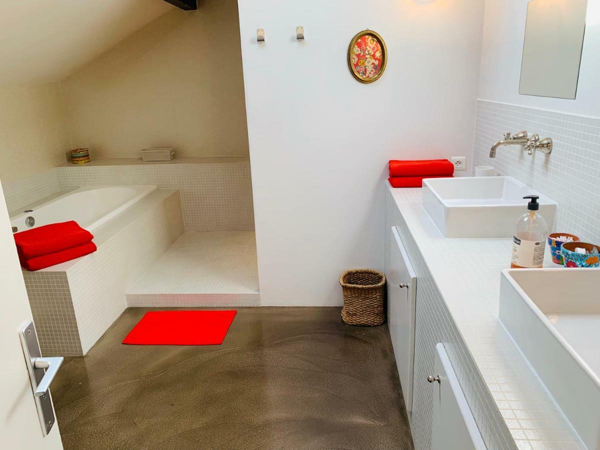 Maison Rouge Cacahuete Bed & Breakfast Nernier Екстериор снимка